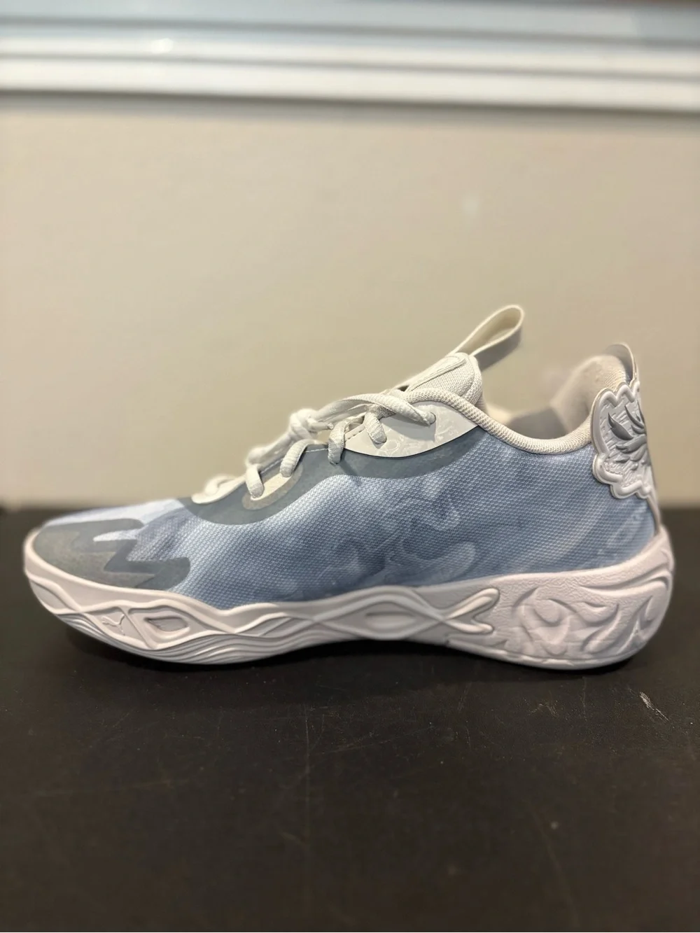 Puma Lamelo Ball MB.04 Lo Team 312174-03 Feather Grey Basketball Shoe Mens Sz 7